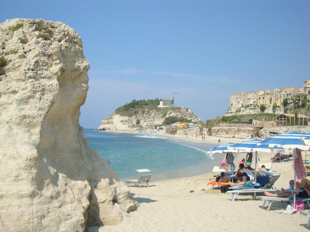 مبيت وإفطار تروبيا La Perla Del Tirreno المظهر الخارجي الصورة
